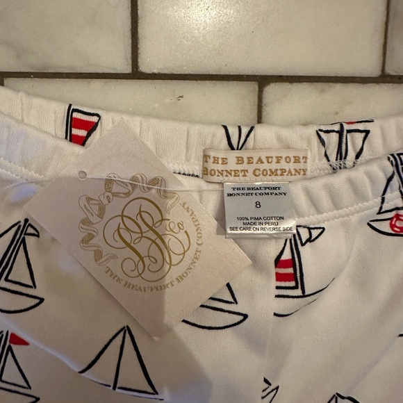 NWT girls 8 TBBC The Beaufort Bonnet Company Sailboat Print Shorts - Picture 2 of 3